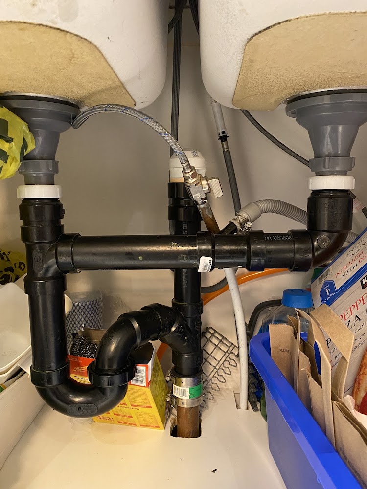 SUPER PLUMBER